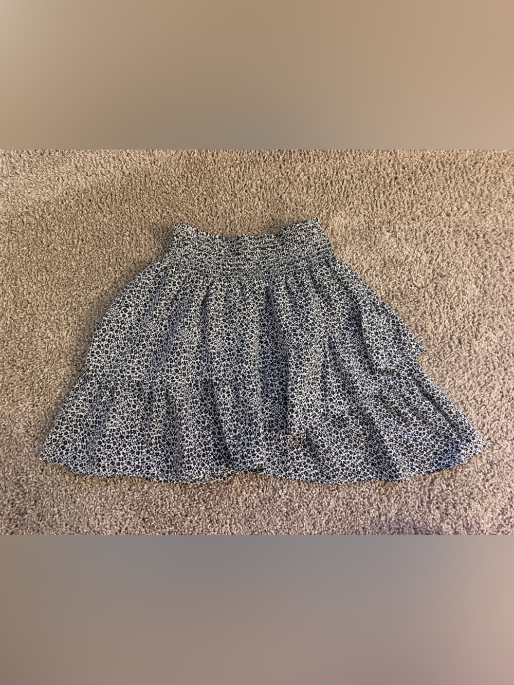 Altard State Black & White Floral Smocked Mini Skirt | Size M - Picture 2 of 7